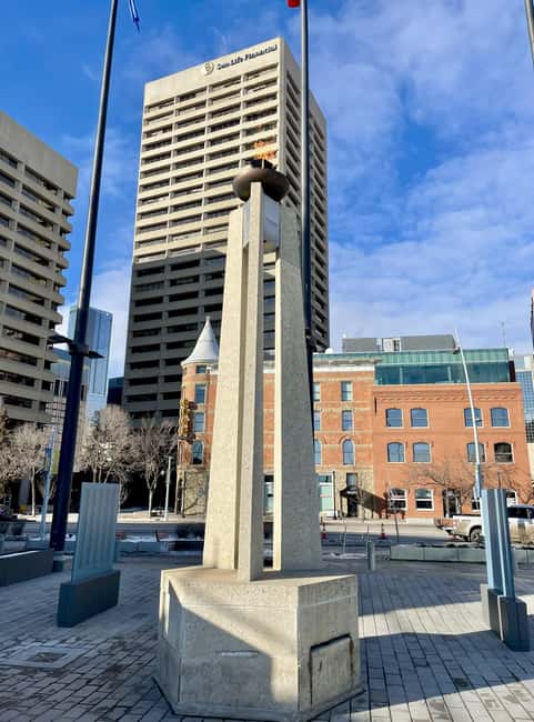 Edmonton: City Highlights Walking Tour | 3-Hour - The guides and the pace