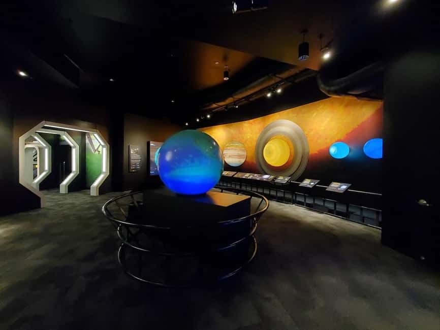 Edmonton: TELUS World of Science General Admission Ticket - Science Garage rewards curious hands