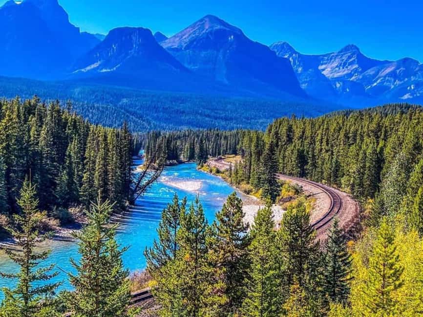 Emerald Lake, Lake Louise, Johnston Lake & Banff Gondola - Lake Louise starts the day with classic mountain scenery