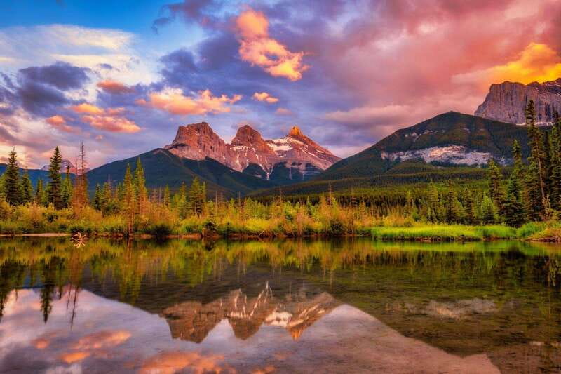 Emerald Lake,Lake Louise JohnstonCanyon&Banff Tour - Moraine Lake and the summer route