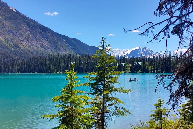 Emerald Lake Lake Louise Moraine Lake Half Day Tour - Vehicle comfort, safety, and the tipping question
