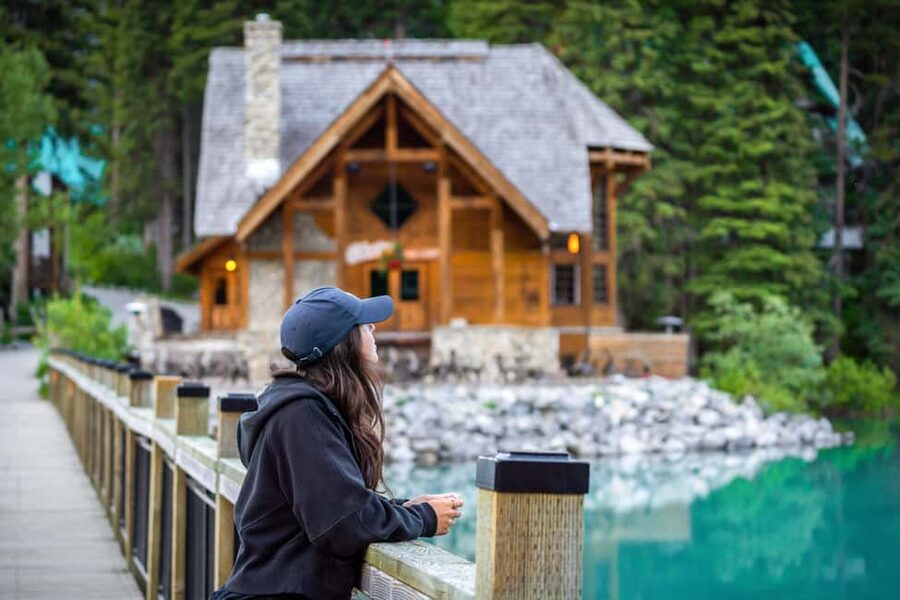 Emerald Lake, Louise, Takakkaw Falls, Johnston Canyon & More - Emerald Lake and a quieter lodge break