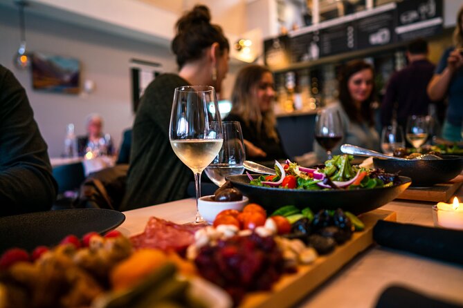 Evening Sip, Savor, Stroll Tour - A short stroll through central Victoria