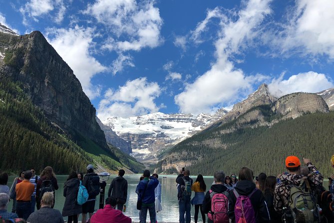 Experience Banff & Lake Louise | Moraine - PRIVATE DAY TOUR - Moraine Lake and the seasonal access question