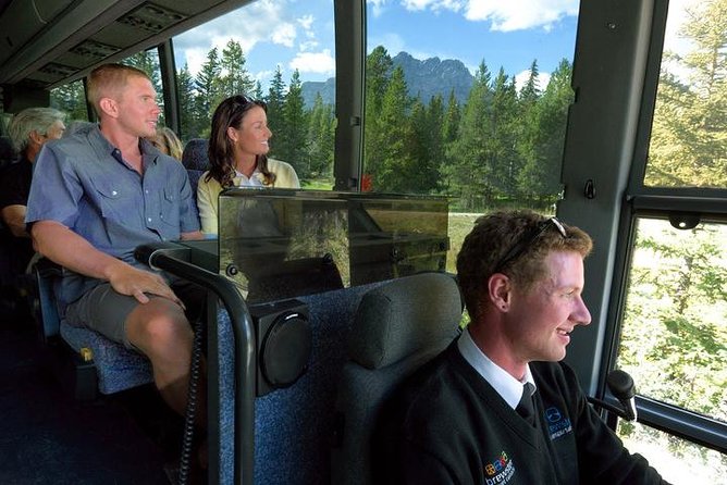 Explore Jasper Tour - Maligne Canyon: the strongest walking stop