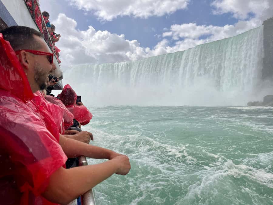 Falls Small Group Tour w/ Tower, Journey & Boat - From TO - Key points at a glance