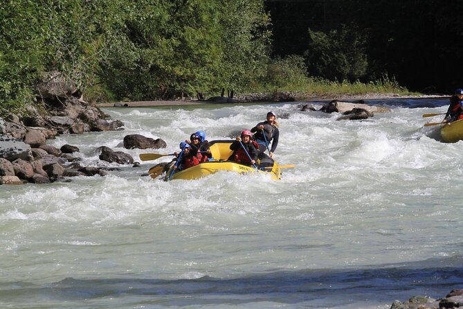 Family Friendly Cheakamus Splash Rafting - Equipment, instruction, and safety on the water