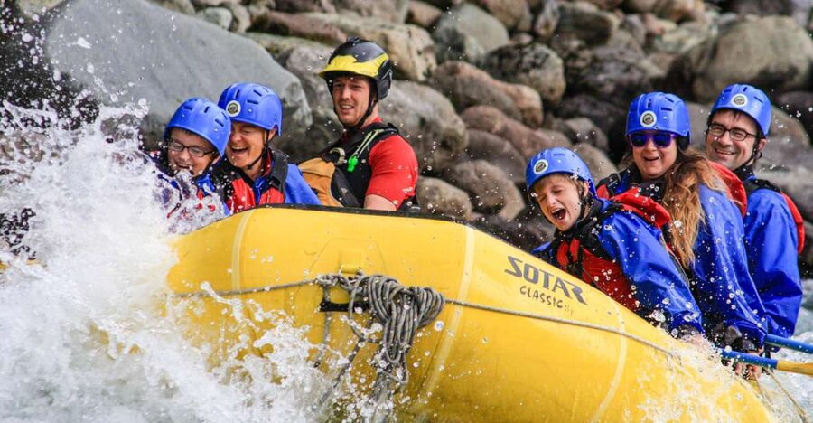 Family-Friendly Cheakamus Splash - From the Squamish base to the river