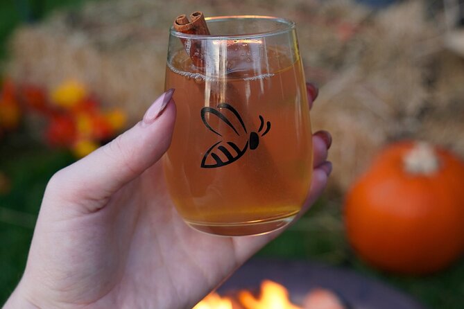 Fireside Warm-Up: Wine Tasting, S'mores & Mulled Wine in Kelowna - Why honey wine makes this tasting different