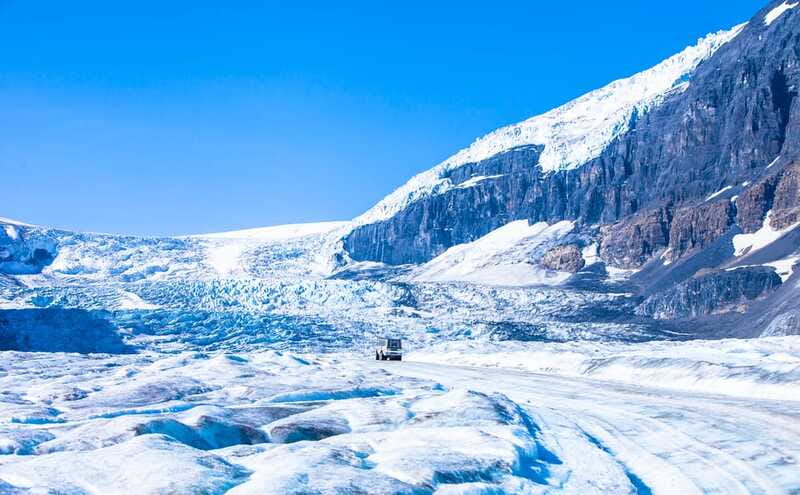 From Banff: Columbia Icefield Tour with Glacier Skywalk - Weather, clothing, and timing matter