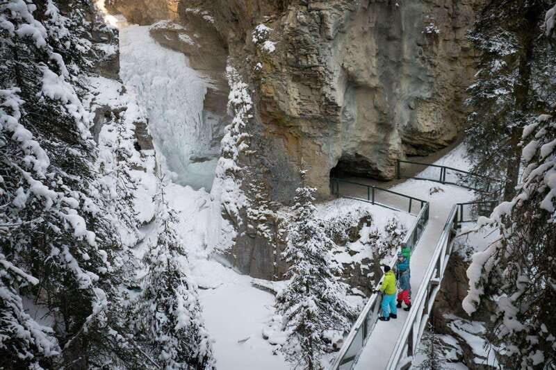 From Banff: Johnston Canyon Guided Icewalk - A Five-Hour Schedule That Is Easy to Understand