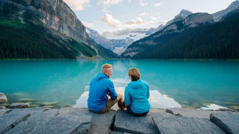From Banff: Louise & Moraine Lake Guided Hiking Day Trip - Lake Louise gives you a gentle start