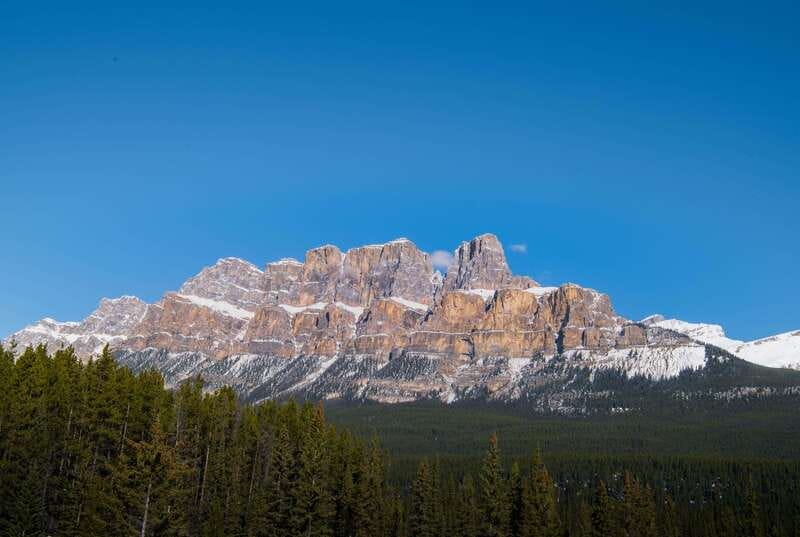 From Calgary/Banff: Columbia Icefield Glacier Full-Day Trip - Waterfowl Lakes and Peyto Lake