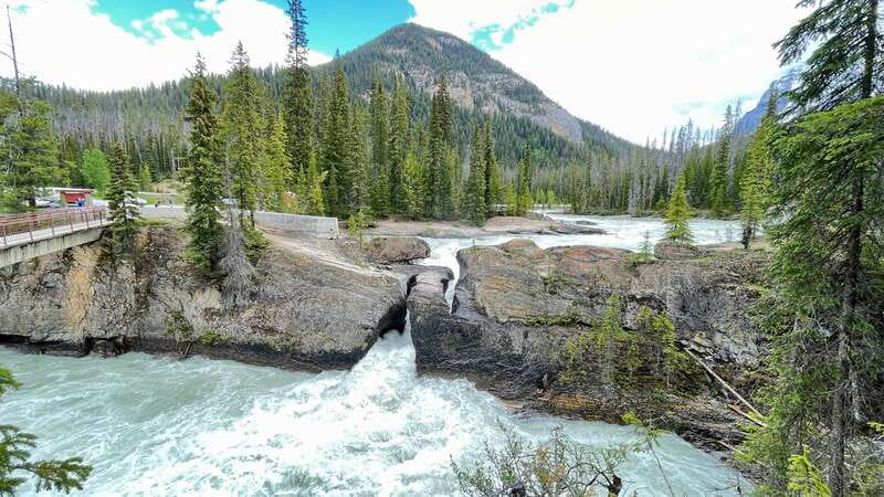 From Calgary: Banff & Yoho National Parks Private Day Tour - Takakkaw Falls closes the natural highlights