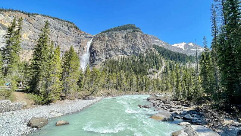 From Calgary: Banff & Yoho National Parks Private Day Tour - A long day from Calgary in a private vehicle