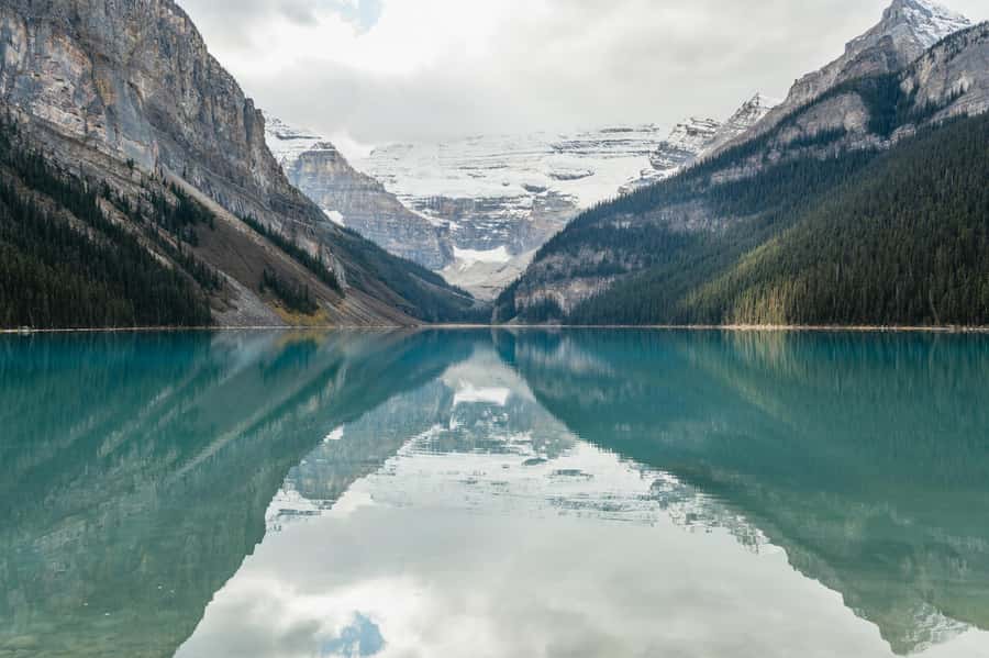From Calgary: Private Banff National Park Day Trip - From Calgary into Banff National Park