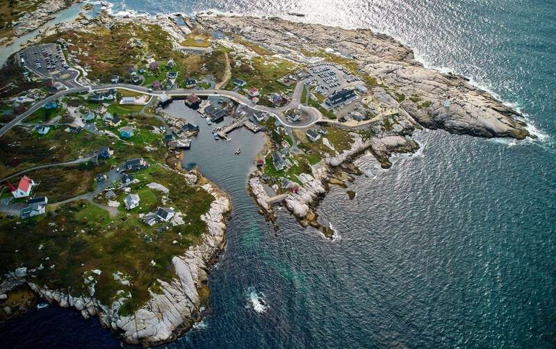 From Halifax: Peggy's Cove Bus Tour - Meeting at 1675 Lower Water Street