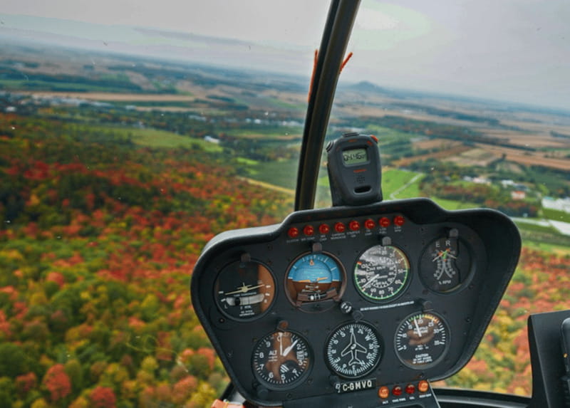 From Montreal: Scenic Montérégie Helicopter Tour - The first lift over Montérégie