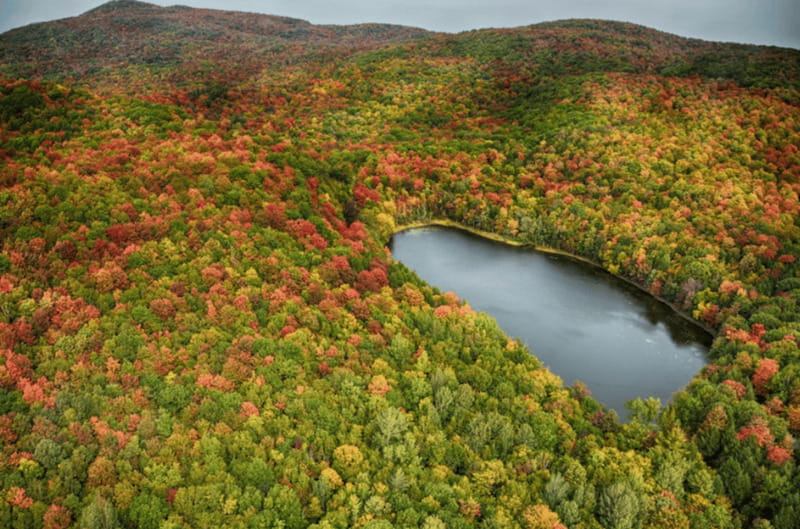 From Montreal: Scenic Montérégie Helicopter Tour - The Chambly basin and Fort Chambly