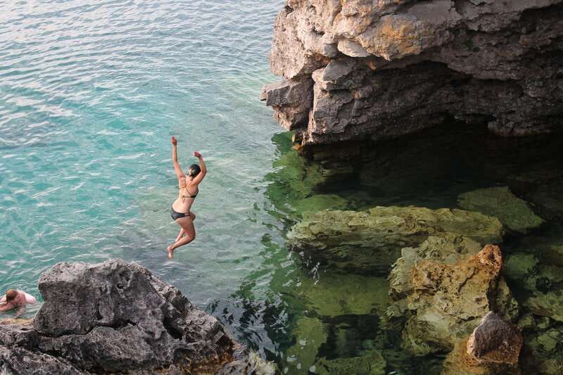 From Toronto: Bruce Peninsula National Park Guided Day Trip - The Grotto, the park’s signature stop