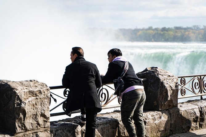FROM TORONTO: Niagara Day Tour w/ Niagara on the Lake & Boat Ride - The boat ride into the Horseshoe Falls