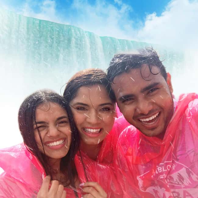 From Toronto: Niagara Falls Bus Tour with Boat Cruise - Key points to know before booking