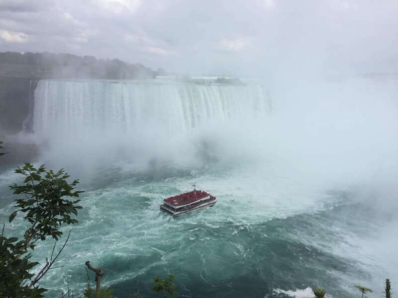 From Toronto: Niagara Falls Full-Day Tour - What the guides add to the day