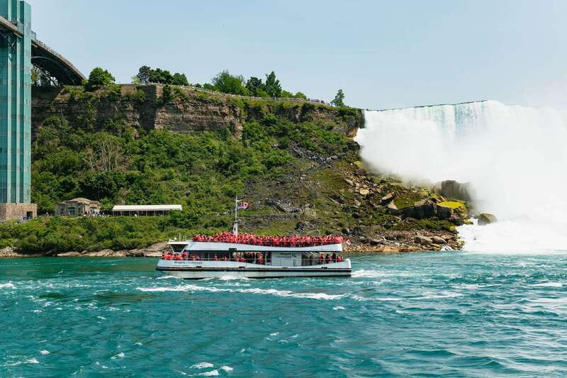 From Toronto: Niagara Falls + Winery, Cruise, & Lunch Option - A 10-hour escape from downtown Toronto