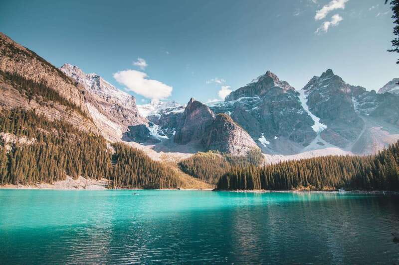 From Vancouver:4-Day Columbia Icefield & Banff National Park - Day 3: The Banff Gondola, Lake Louise, and Moraine Lake