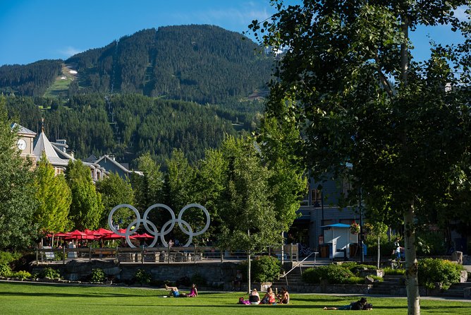 From Vancouver: Whistler & Sea to Sky Gondola with Shannon Falls - Shannon Falls: a brief walk to a powerful waterfall