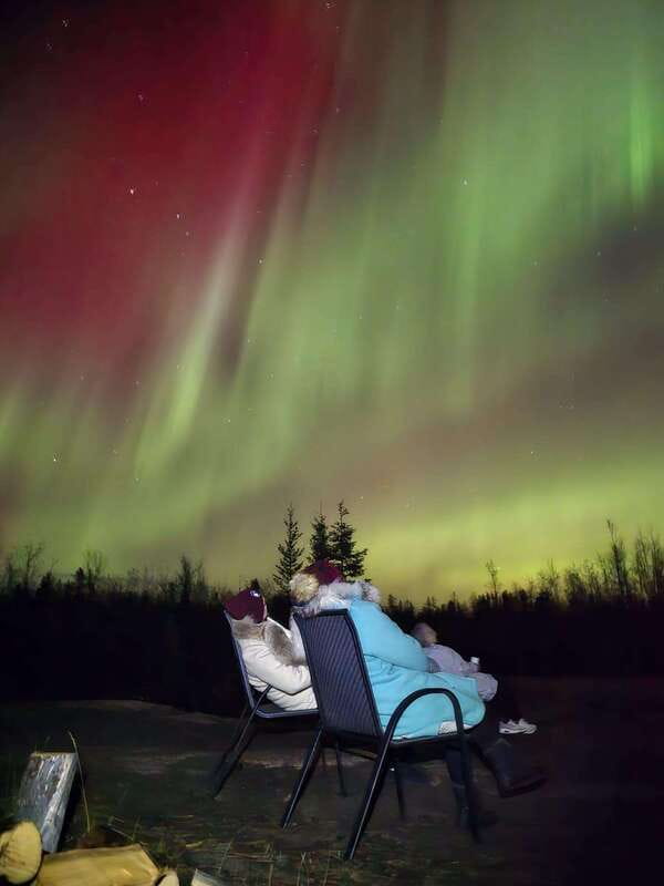 From Yellowknife: Aurora Borealis Tour with Cozy Cabin Base - Free photos and practical camera help