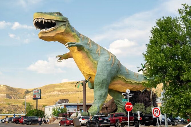 Full Day Drumheller Tour from Calgary by Coach - Wayne and the 11 one-lane bridges