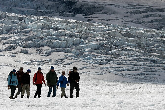 Full Day Guided Glacier Hike on The Athabasca with IceWalks - The 10-kilometre walk to the icefalls