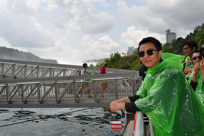 Full-Day Niagara Falls Tour from Toronto w/Boat/JBF/Tower - Whirlpool Lookout and the Floral Clock