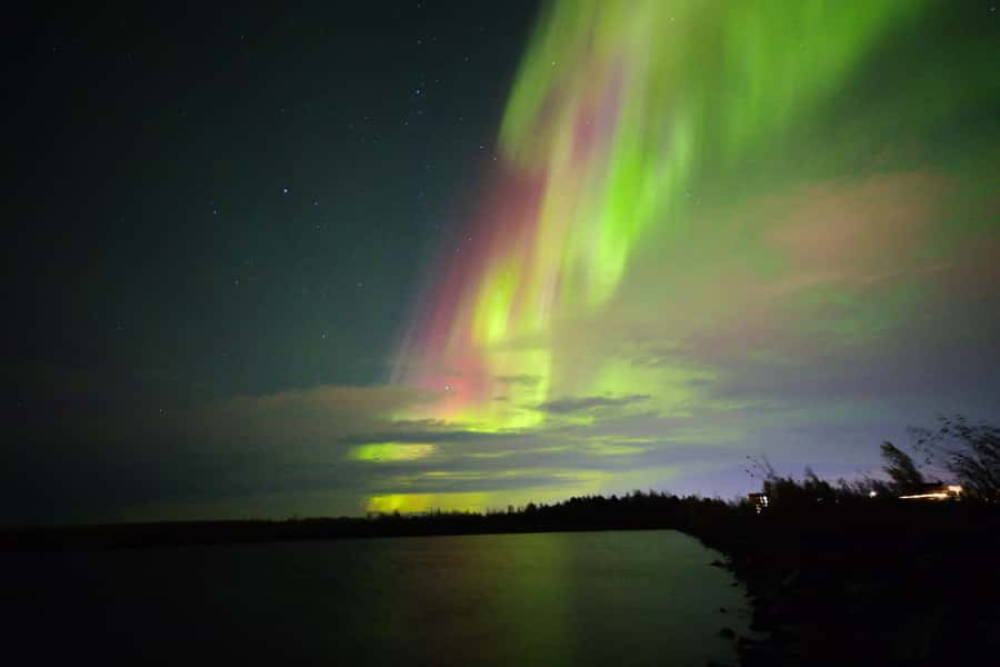 Full-Day Yellowknife Tour with Northern Lights/Aurora View - Bush Pilots’ Monument and Old Town