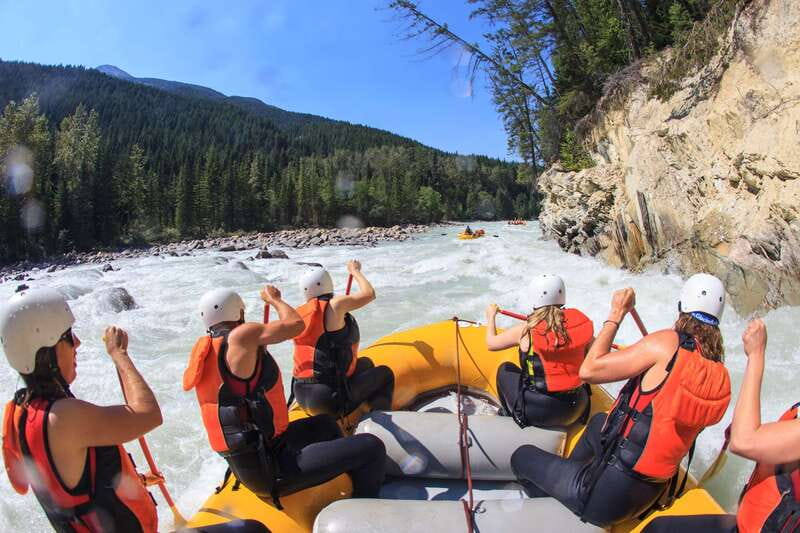 Golden, BC: Kicking Horse River Whitewater Raft Experience - Why the Kicking Horse River makes a good rafting choice