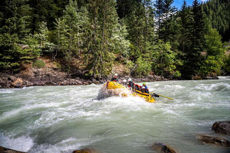 Golden, BC: Kicking Horse River Whitewater Raft Experience - Practical details that can make or break the day