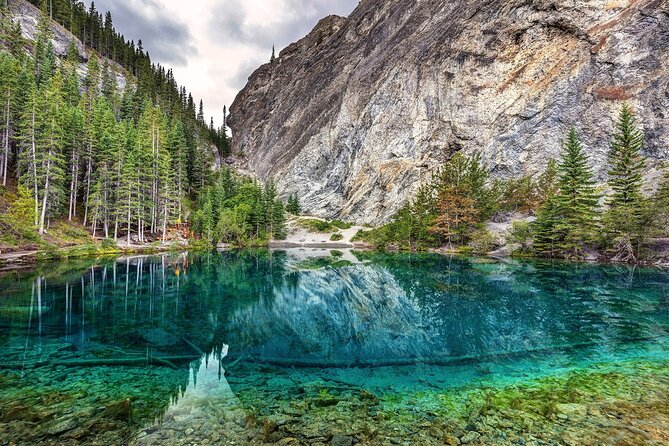 Grassi Lake and Grotto Canyon Hiking Calgary/Canmore/Banff - Banff town gives the day a softer finish
