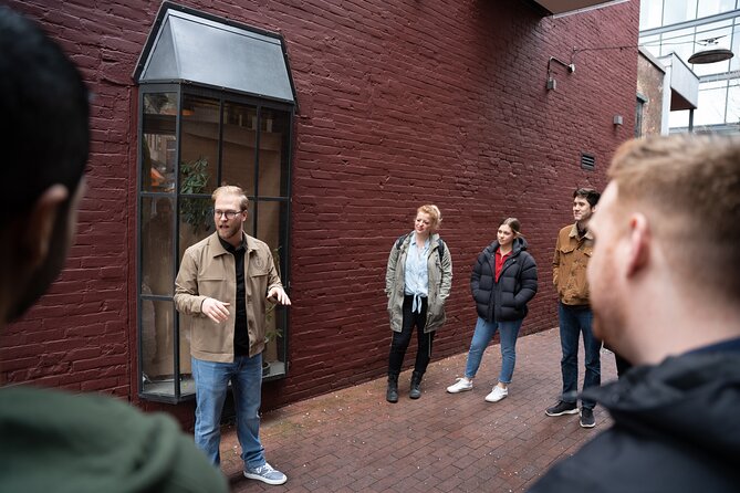 Gratuity-Based Vancouver City Highlights 3 Hour Walking Tour - Group size, walking pace, and comfort