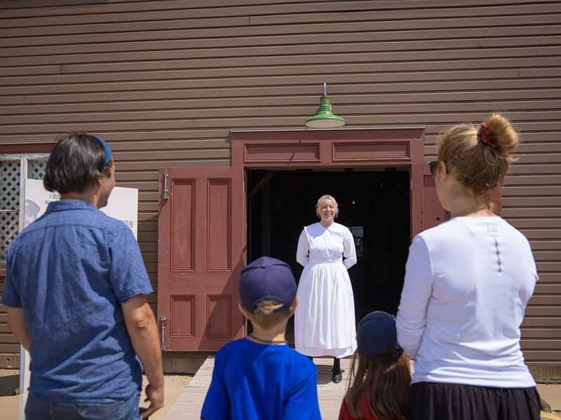 Grosse-Île: Irish Immigrant Memorial Cruise & Tour - The Island’s Views and Open Air