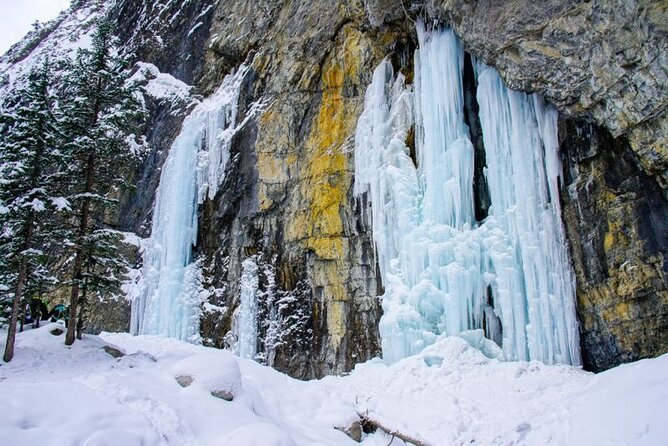 Grotto Canyon Majestic Ice Walk tour from Banff, Calgary, Canmore - Key points at a glance