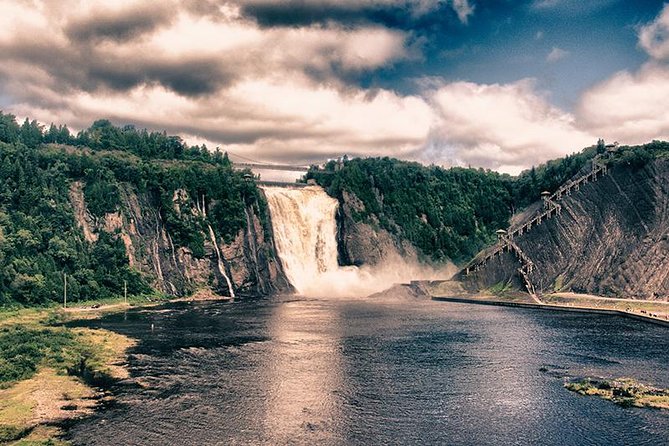 Group Excursion of Quebec City and Montmorency Falls - The guides make or break the ride