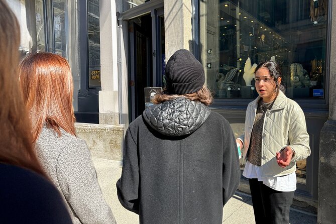Guided Art Gallery Tour in Montreal - Nada’s role makes the difference