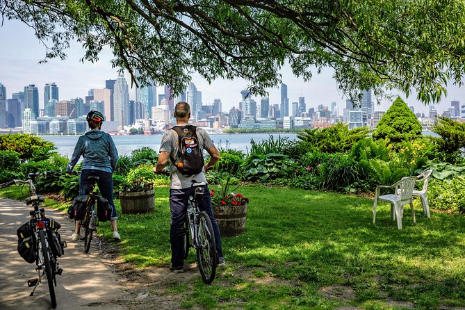 Guided Bicycle Tour - Toronto Waterfront, Island and Distillery - Why this route works so well for a first day