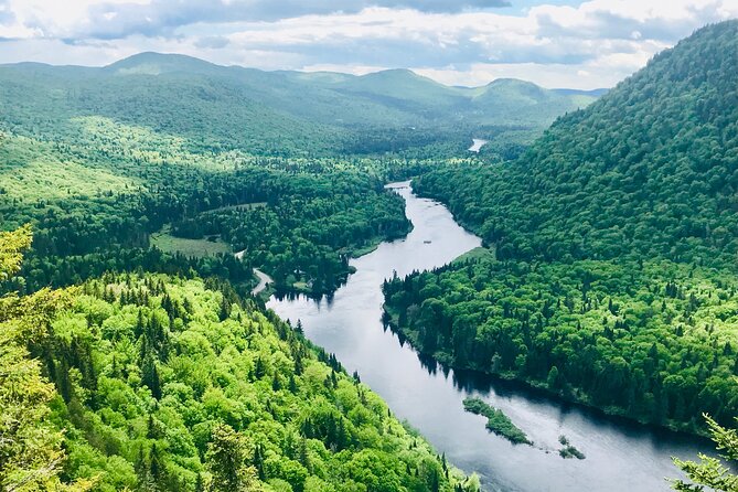 Guided Hike in Jacques-Cartier National Park - The guides can shape the whole day