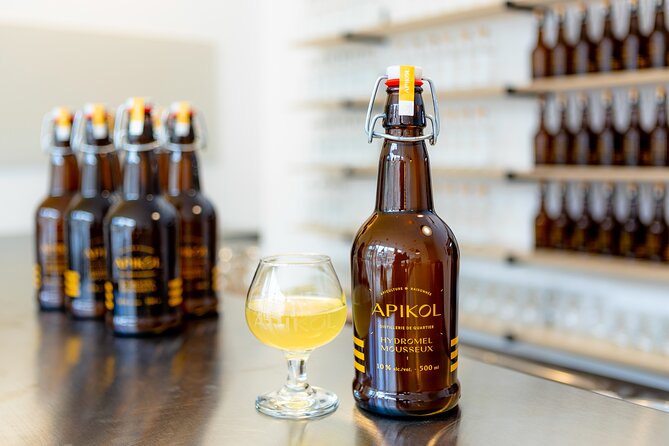 Guided tour « from the bee to the bottle » with tasting - English - Who will enjoy this most?