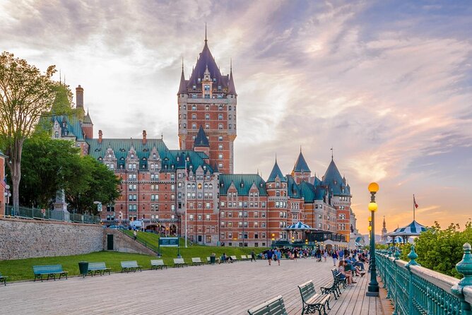 Guided Tour of the Fairmont Le Chateau Frontenac in Quebec City - Key things to know before you book