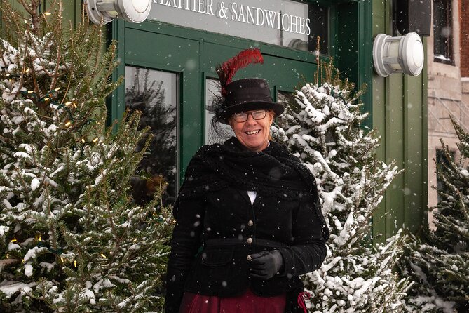 Guided Winter Walking Tour in Old Quebec City - Two cathedrals, two different chapters