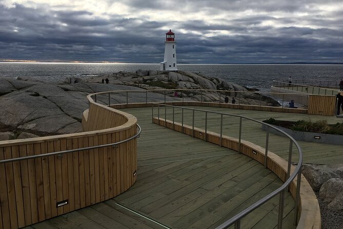 Half Day Small Group Tour in Peggy's Cove and Titanic Cemetery - Why this half-day pairing works