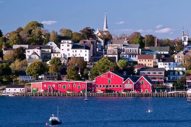 Half-Day Small-Group Tour of Nova Scotia's South Shore - A quick look at Lunenburg’s landmarks